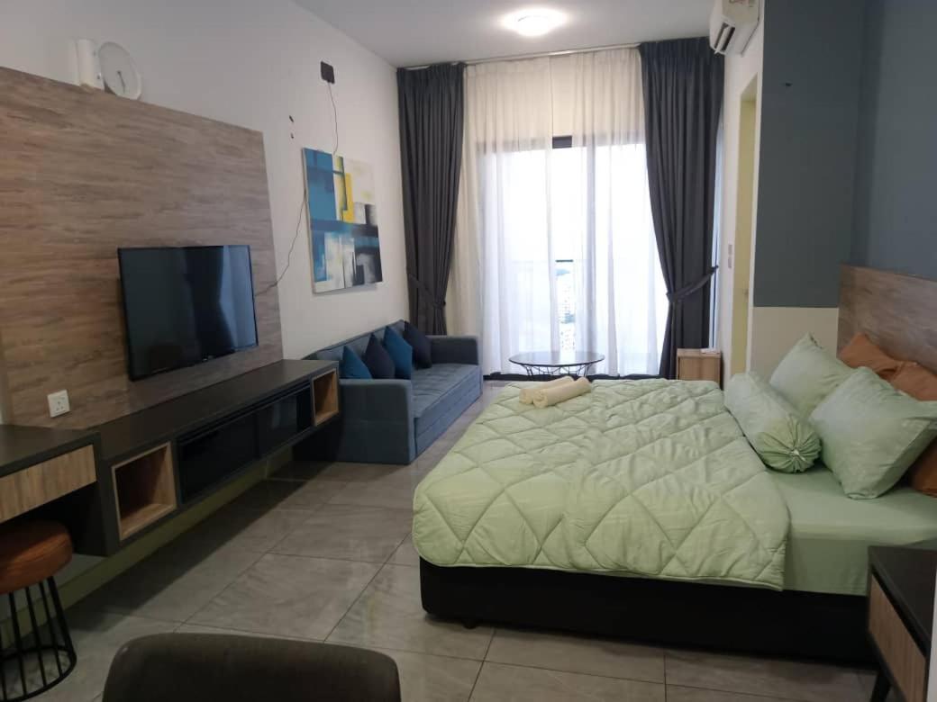 Homestay Shah Rizki At Imperio With Swimming Pool Muslim Friendly Malacca Exteriör bild
